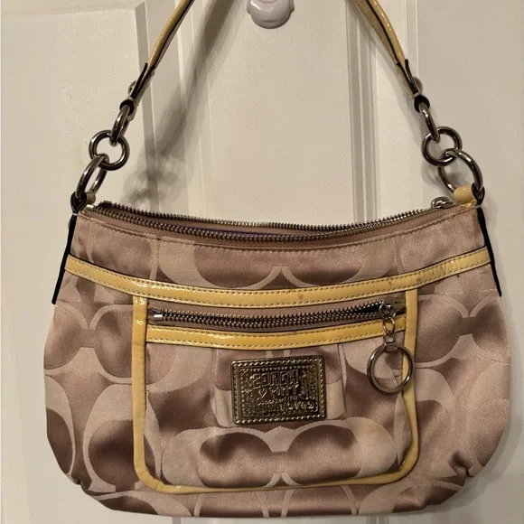 Colorful Women's Shoulder Bag - Picture 4 of 7